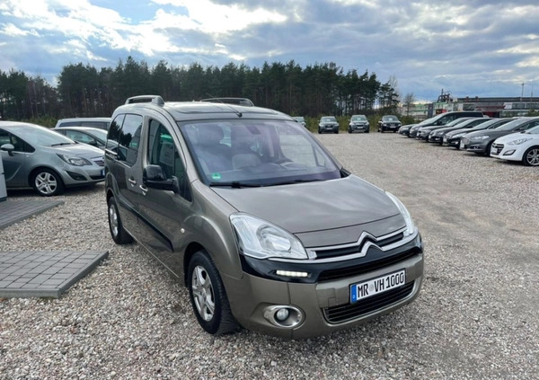 Citroen Berlingo cena 32900 przebieg: 229000, rok produkcji 2013 z Lębork małe 704